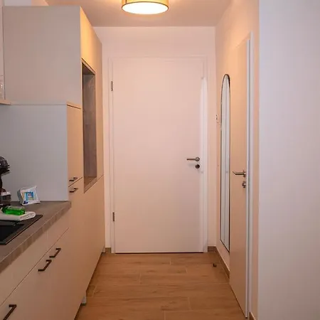 Mein Traeumchen Apartements- 4 Rot Stillvoll Und Zentral Uebernachten