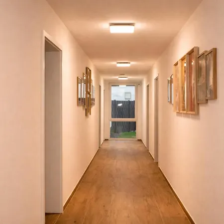 Mein Träumchen Apartements- 4 Rot Stillvoll Und Zentral übernachten Apartamento *