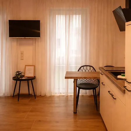 Apartamento Mein Träumchen Apartements- 4 Rot Stillvoll Und Zentral übernachten Bielefeld